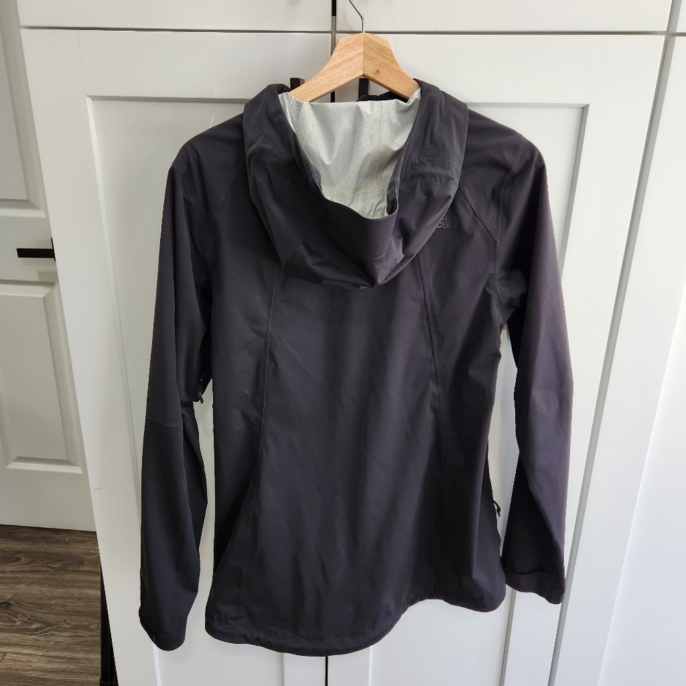 The North Face Active Stretch Rain Shell Jacket Medium - Picture 9 of 16